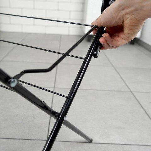 Suszarka na pranie metalowa czarna pionowa 61x58x136cm VILDE 568003