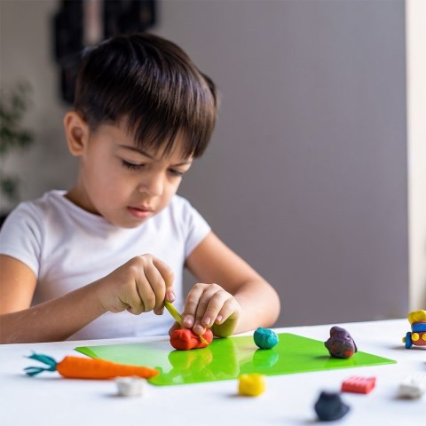 Ciastolina z foremkami 10 sztuk FREE & EASY 489117