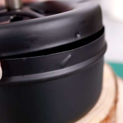 Popielniczka popielnica zamykana metalowa czarna obrotowa 11x10cm HIT 569542