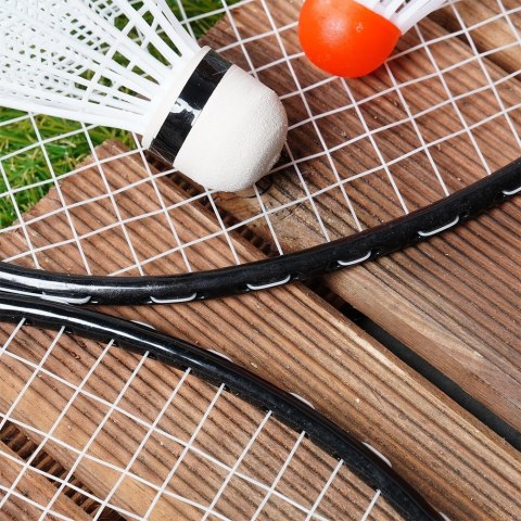 Zestaw do gry w badmintona 8 lotek 61cm komplet 12-ele VILDE 489284