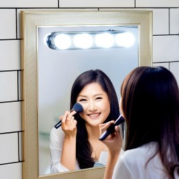 Lampki na lustro 4 LED na przyssawki 30.5cm VILDE 568102