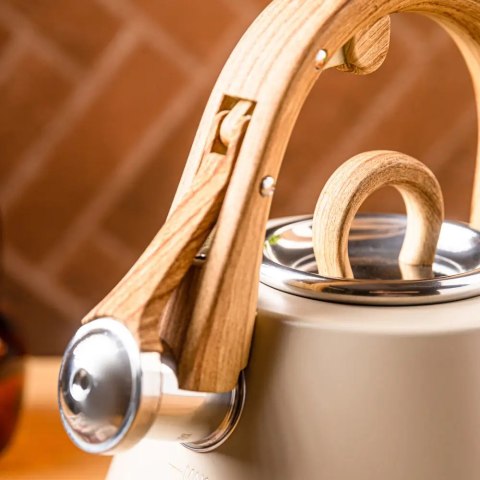 Czajnik stalowy z gwizdkiem 2,5 L beżowy, indukcja, KLAUSBERG KB-7950