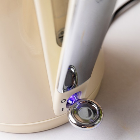 Czajnik elektryczny, stal nierdzewna, kremowy, 1,7L, 1850-2200W, KLAUSBERG, KB-9016