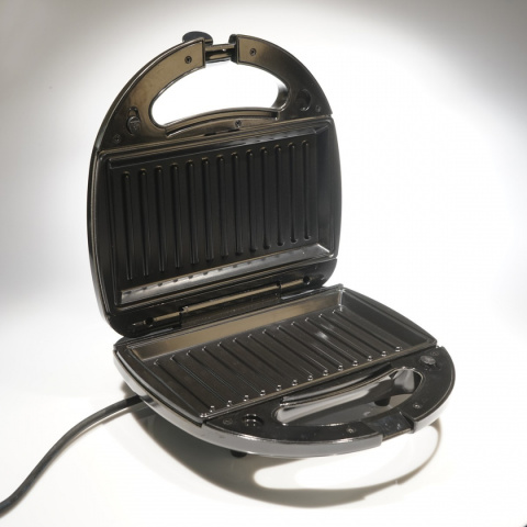 OPIEKACZ TOST/GRIL/GOFR 3w1 TIROSS TS-513 OPIEKACZ TOST/GRIL/GOFR 3w1 TIROSS TS-513