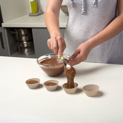 FOREMKI SILIKONOWE NA MUFFINKI 12 SZTUK 5CM BRUNBESTE BB-2975 FOREMKI SILIKONOWE NA MUFFINKI 12 SZTUK 5CM BRUNBESTE BB-2975