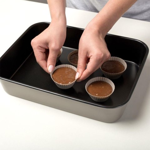 FOREMKI SILIKONOWE NA MUFFINKI 12 SZTUK 5CM BRUNBESTE BB-2975 FOREMKI SILIKONOWE NA MUFFINKI 12 SZTUK 5CM BRUNBESTE BB-2975