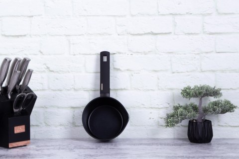 RONDEL Z POWŁOKĄ TYTANOWĄ 16CM 1.2L BERLINGER HAUS MONACO BH-7085 RONDEL Z POWŁOKĄ TYTANOWĄ 16CM 1.2L BERLINGER HAUS MONACO BH-7085