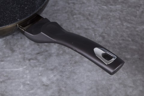 WOK Z POWŁOKĄ GRANITOWĄ 28CM BERLINGER HAUS SHINY BLACK BH-6610 WOK Z POWŁOKĄ GRANITOWĄ 28CM BERLINGER HAUS SHINY BLACK BH-6610