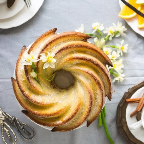 FORMA DO PIECZENIA BABKI Z KOMINEM SILIKONOWA POMARAŃCZOWA KWIAT 23.5CM SILLINIE ORION 151711