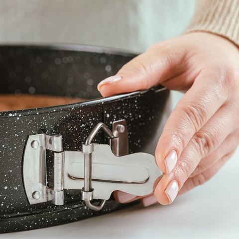 TORTOWNICA ROZPINANA GRANITOWA OKRĄGŁA 22CM NATURE NAVA 10-103-020