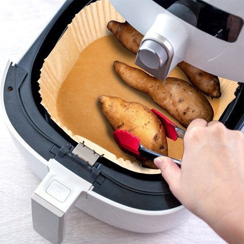 WKŁAD DO FRYTKOWNICY AIR FRYER BEZTŁUSZCZOWEJ PAPIEROWY 16X16CM 50 SZTUK MONDEX 279916