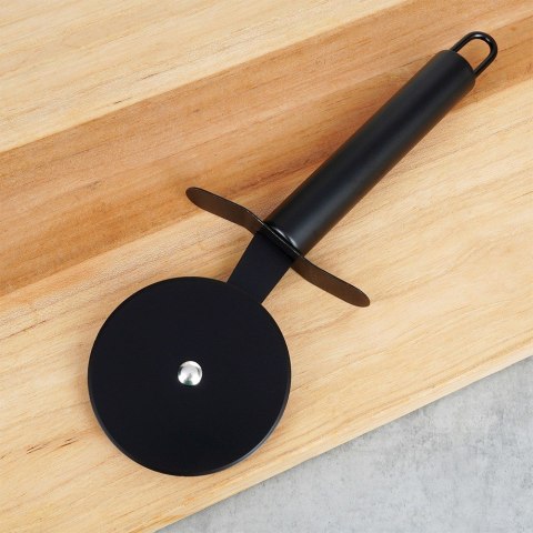 Nóż do krojenia pizzy stalowy czarny radełko 20cm VILDE 259712