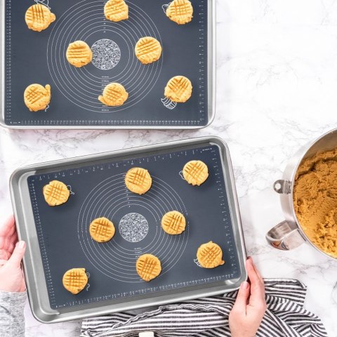 Stolnica do ciasta silikonowa mata kuchenna gruba duża 64x45cm XXL VILDE 279002