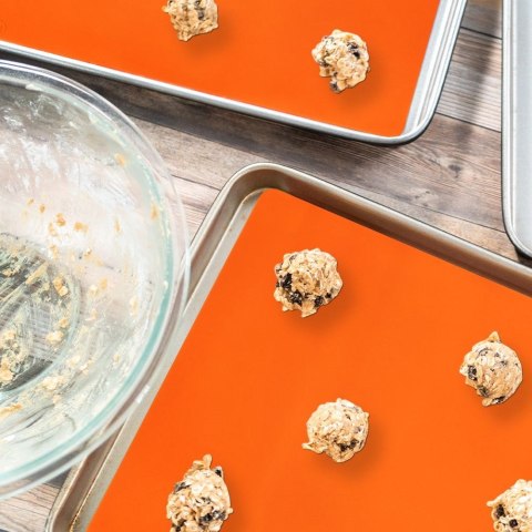 Stolnica do ciasta silikonowa mata kuchenna gruba pomarańczowa 40x30cm SILLINIE ORION 750367