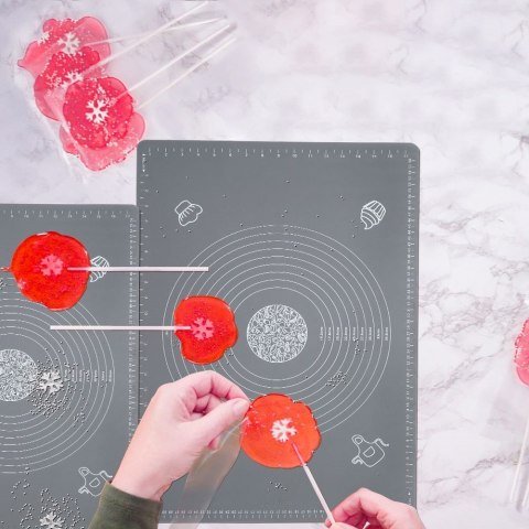 Stolnica do ciasta silikonowa szara mata kuchenna gruba duża 65x45cm XXL VILDE 259001