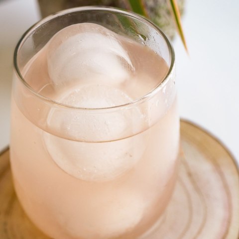 Foremka forma do kostek lodu silikonowa pojemnik na lód duże kostki mix EXCELLENT HOUSEWARE 259145