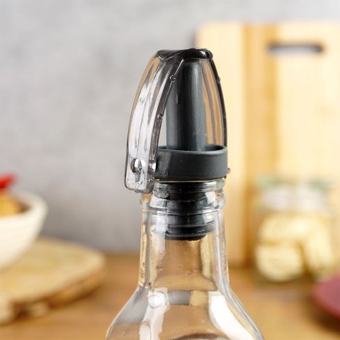 Butelka szklana na oliwę ocet do oliwy pojemnik z dozownikiem 250 ml VILDE 259175
