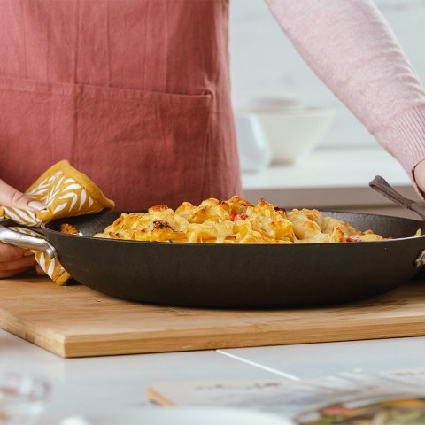 Patelnia żeliwna indukcja ciężka ATLAS 26 cm NAVA 10-205-009