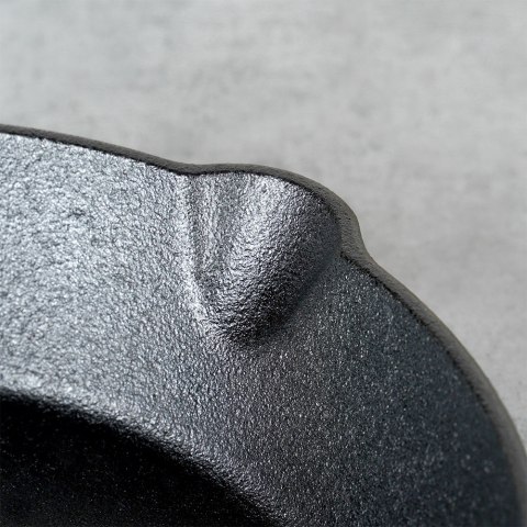 Patelnia żeliwna indukcja ciężka CAST LINE mała 15 cm VILDE 199033