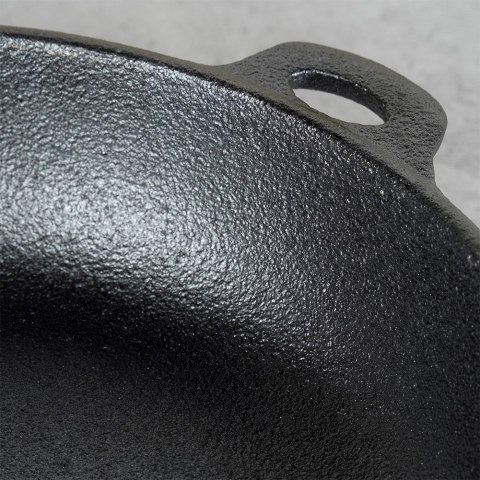 Patelnia żeliwna indukcja na indukcję ciężka CAST LINE duża 30 cm VILDE 199043