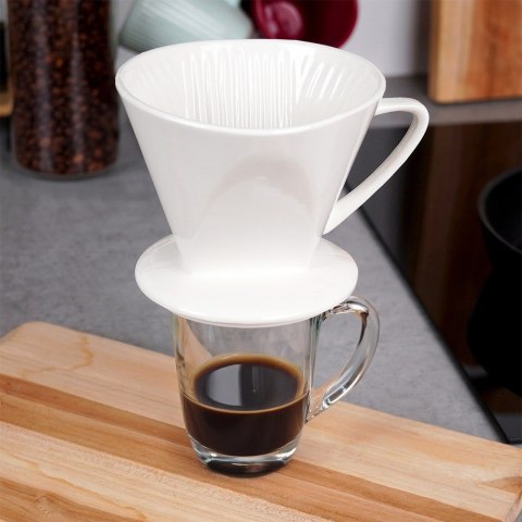 Lejek do filtrowania kawy zaparzacz porcelanowy biały VILDE 120437