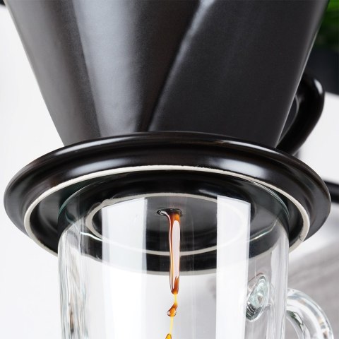 Lejek do filtrowania kawy zaparzacz porcelanowy czarny HIT 259666