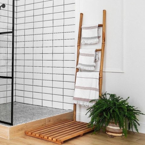Wieszak stojak na ręczniki łazienkowe stojący uchwyt bambusowy 190cm VILDE 569005