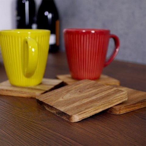 Podstawki podkładki pod kubek kubki drewniane 10x10cm 4 sztuki VILDE 139202