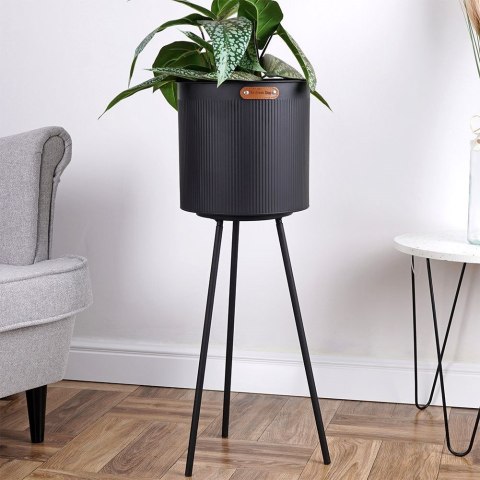 Osłona na doniczkę doniczki duża osłonka na nóżkach metalowa czarna 25.5x73cm VILDE 339467-D