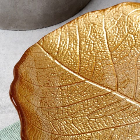 Talerz do serwowania szklany złoty liść 27.5x24cm VILDE 139735