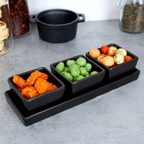 Miseczki na przekąski tapas ceramiczne czarne na tacy 23.5cm 4-ele EXCELLENT HOUSEWARE 139207
