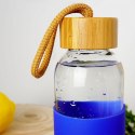 Butelka szklana na wodę soki z silikonowym pokrowcem niebieska 500 ml EXCELLENT HOUSEWARE 124502-N