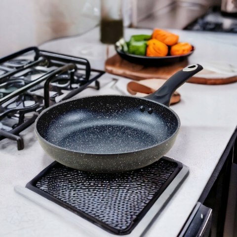 Patelnia z powłoką granitową 18cm KRISBERG Marmo KS-2676